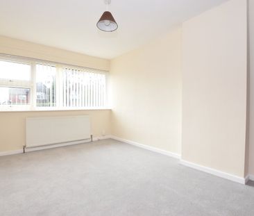 40, Gledhow Wood Road, Roundhay, Leeds, LS8 4BZ - Photo 1