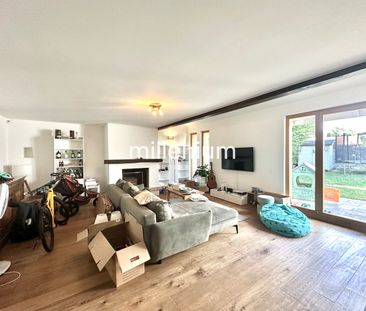 Maison de charme de 210 m² au cœur de Cartigny - Photo 3