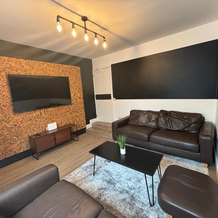 4 bedroom house share to rent - Photo 1