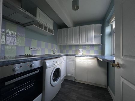 Studio to rent - Photo 3