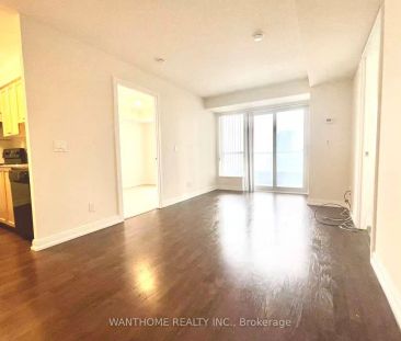 181 Village Green Square #1118 - Photo 1