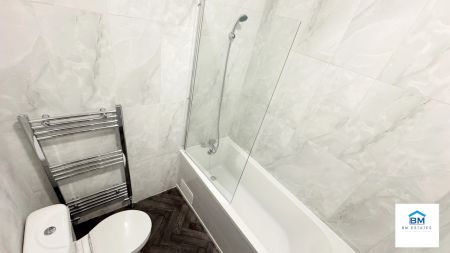 3 Bedroom Flat - Photo 4