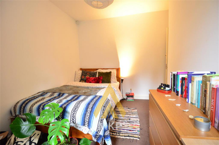 5 bedroom semi-detached house to rent - Photo 4