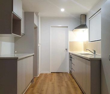 Modern Family Home in Clendon Park - Photo 3