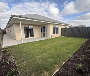 Brand New 4-Bedroom Home in Tranquil Madora Bay - Photo 3