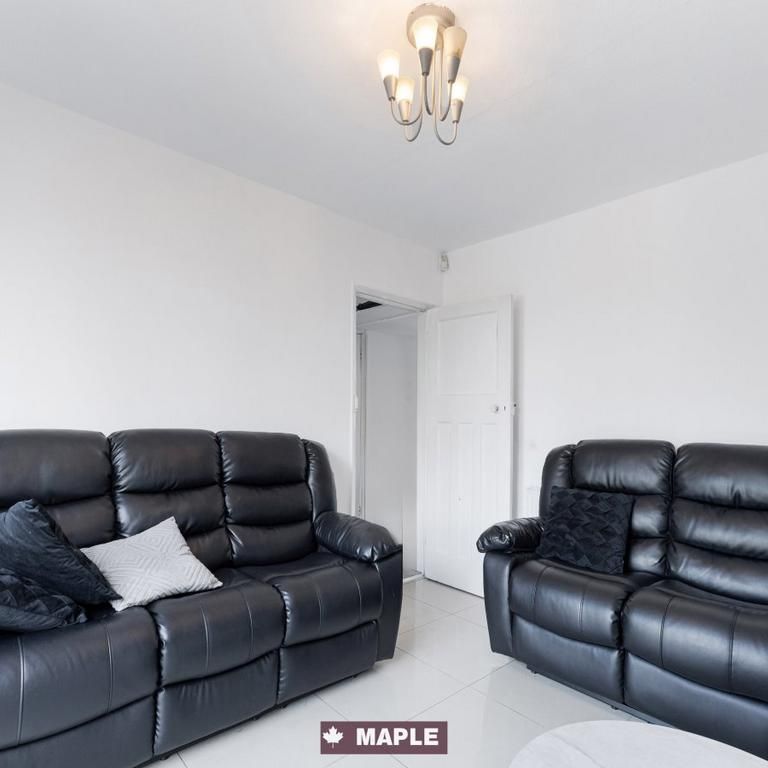 2 bedroom maisonette to rent - Photo 1