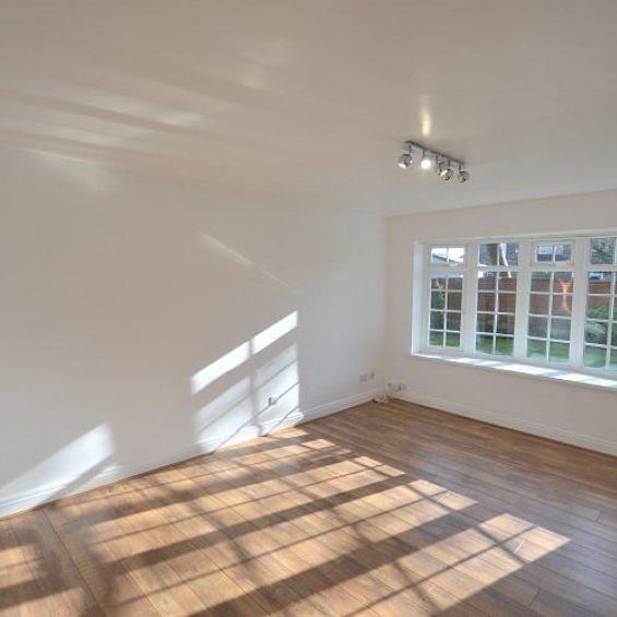 2 Bedroom Apartment To Let - Photo 1