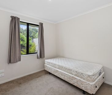 This three bedroom, two bathroom property is situated in the well-e... - Photo 6