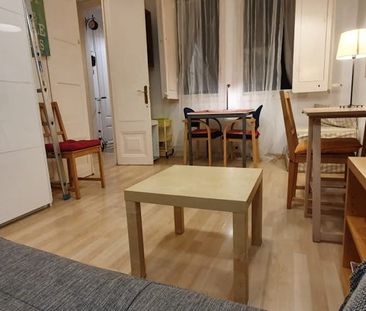 Carrer dEscudellers Blancs, Barcelona, Catalonia 08002 - Photo 4