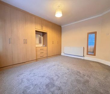 2 Bed Maisonette, Vine St, M7 - Photo 2