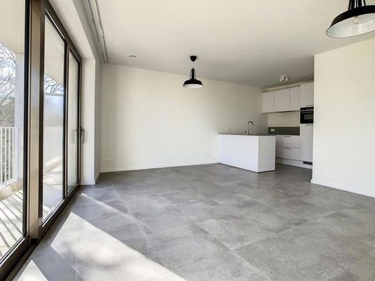 Appartement te huur - Photo 1