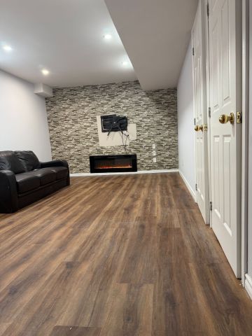 For Lease - 1308 Lawson Road Unit# Bsmt, London North, Ontario - Photo 4