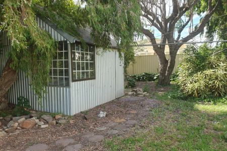 Newly Renovated 3-Bedroom Home for Rent in Seaton - Photo 2