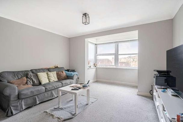 Rookwood Court, Guildford, GU2 - Photo 1