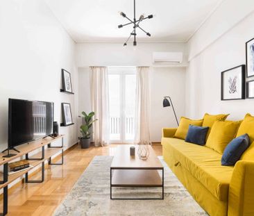 Central & Comfy 1BD Apartment in Plaka - Photo 1