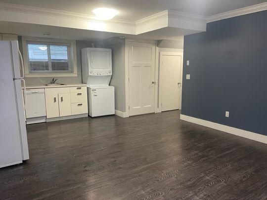 2 Bedroom Suite in Grandview Heights - Photo 1