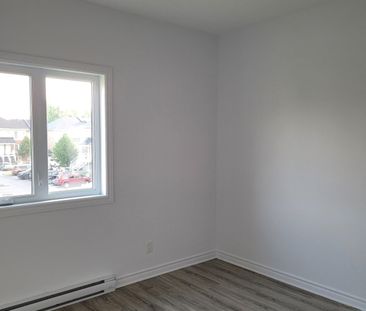 Beau Logement De 3 Chambres Rénové - Photo 3