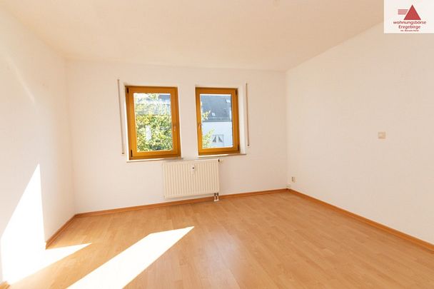 3-Raum-Wohnung im Herzog-Georg-Ring - 1. Obergeschoss - Balkon - Stellplatz - Annaberg-Buchholz - Photo 1