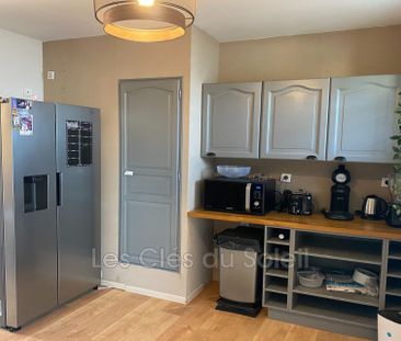 Location Appartement 3 pièces 77m² TOULON 83200 - Photo 4