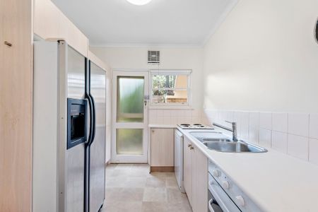 Unit 11/3 Boston Road, Balwyn. - Photo 5