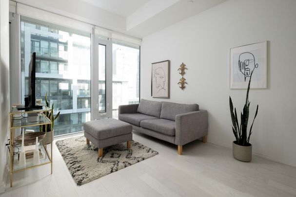 For Lease - 8 Hillsdale Avenue Unit# 941, Toronto, Ontario - Photo 1
