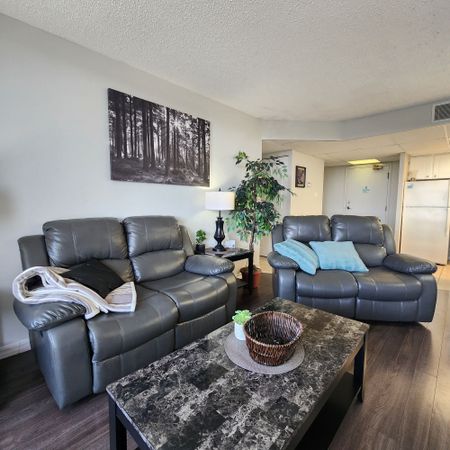 Unit 401, 4902 - 37 Street, Red Deer AB - Photo 2
