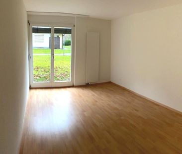 Grand salon de jardin appartement - accessible en fauteuil roulant - Photo 4