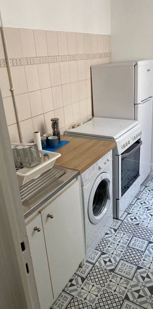 Studio Meublé à deux pas de la gare de Nanterre Ville. - Photo 2