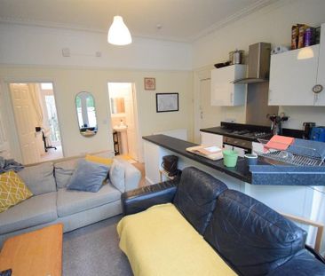 1 bedroom ground floor flat to rent - Photo 5