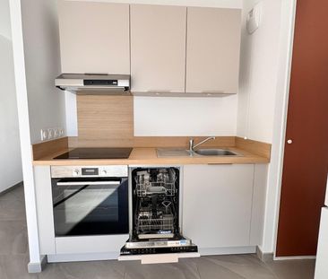 Location Appartement 2 pièces 45m² ST CYR AU MONT D OR 69450 - Photo 5