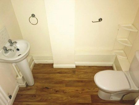 4 bedroom house to rent - Photo 4