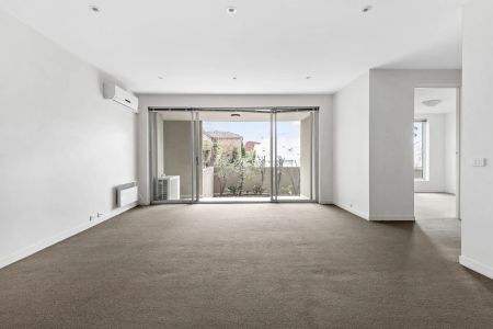 Great 2 Bedroom Apartment Not To Miss! - Photo 5