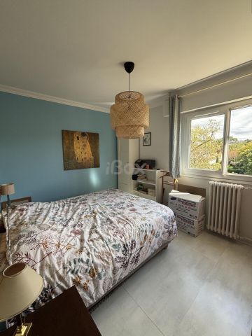 Appartement 4 pièce(s) 93.85 m² - Photo 2