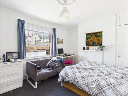 5 bedroom terraced house to rent - Photo 3