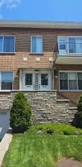 1 room apartment of 63m² in Montreal - Photo 2