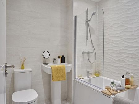 4 bedroom detached house to rent - Photo 5