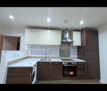 2 Bed Flat, Lemonade Building, IG11 - Photo 5