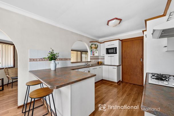Spacious 4-Bedroom Family Home in the Heart of Rutherford - Photo 1