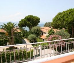 Μεζονέτα για ενοικίαση - Αμάρυνθος, - Photo 1