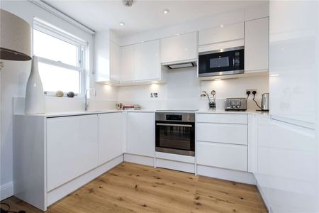 An outstanding one bedroom apartment in the heart of Wandsworth. - Photo 4