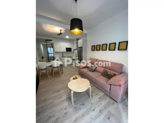 Piso en alquiler en Centro Histórico - Photo 1