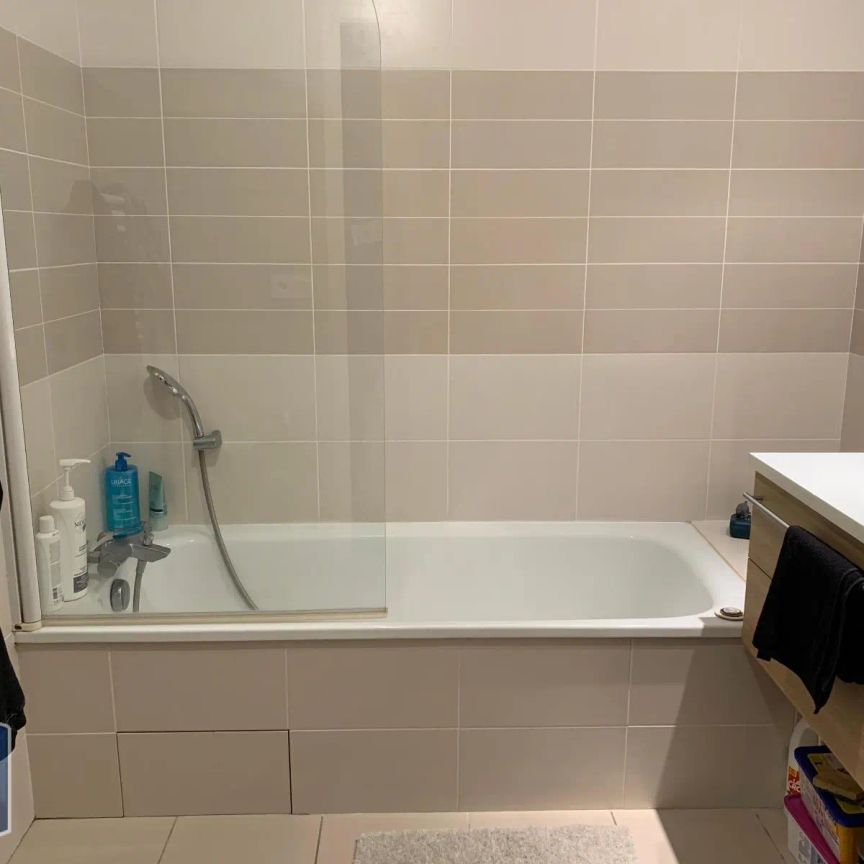 Appartement à louer 2 pièces 49.37m² - Photo 1