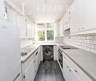 Bedroom Family Home - Garage/garden - Receptions - Marston Gardens/... - Photo 4