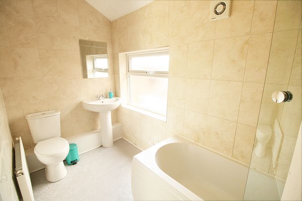 To Rent - 31 Cheyney Road, Chester, Cheshire, CH1 From £125 pw - Photo 1