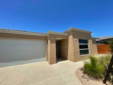 1-3 Months Lease Available - Featherbrook School Zone - Photo 4