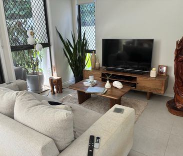 Indooroopilly - Photo 1