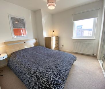 2 bedroom flat to rent - Photo 4