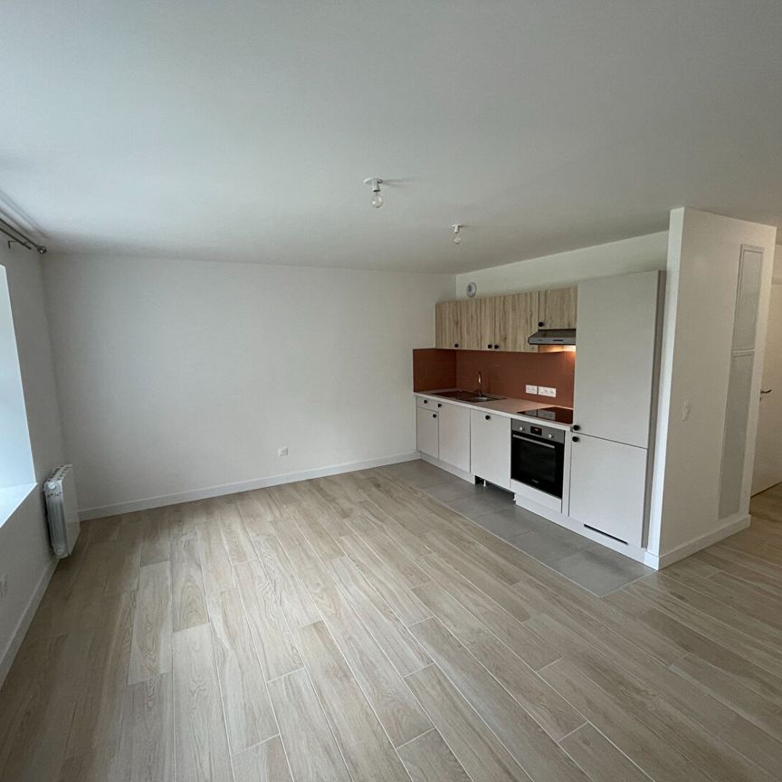 Location Appartement 2 pièces 48m² ARMENTIERES 59280 - Photo 1
