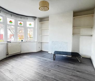 3 bedroom semi-detached house to rent - Photo 3