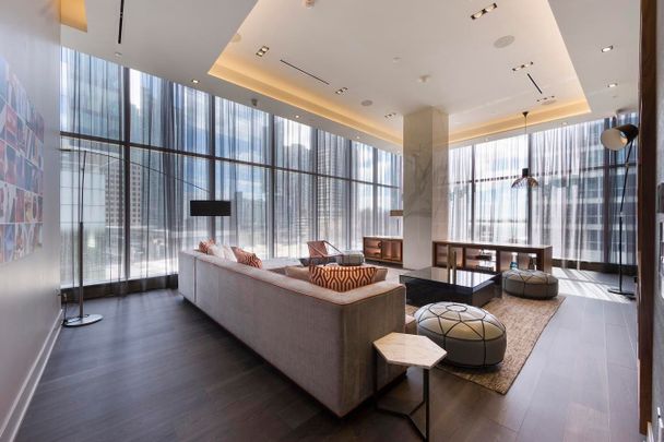 For Lease - 10 York Street Unit# 1006, Toronto, Ontario - Photo 1